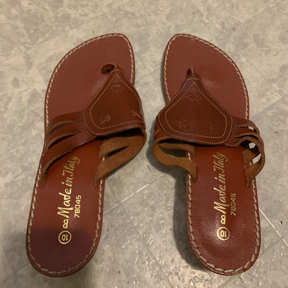 Leather sandals